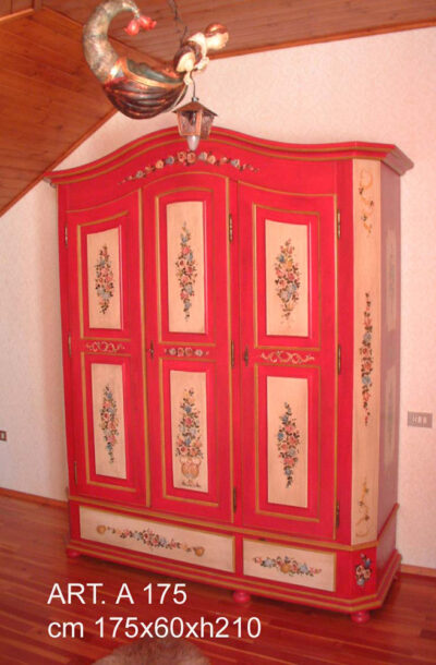 Armoire with 3 doors and 2 drawers
