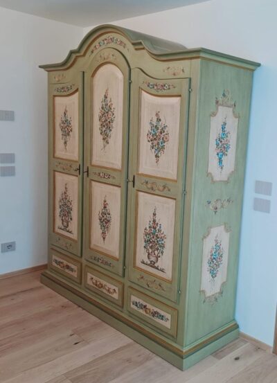 Armadio 3 porte 3 cassetti